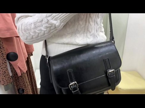 ❤️ Masturbación pública de la joven zorra FeralBerry con un consolador en el probador ️❌ Video de sexo en es.moresexmovies.ru ❌️